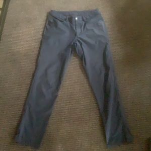 Men’s Lululemon hybrid pants